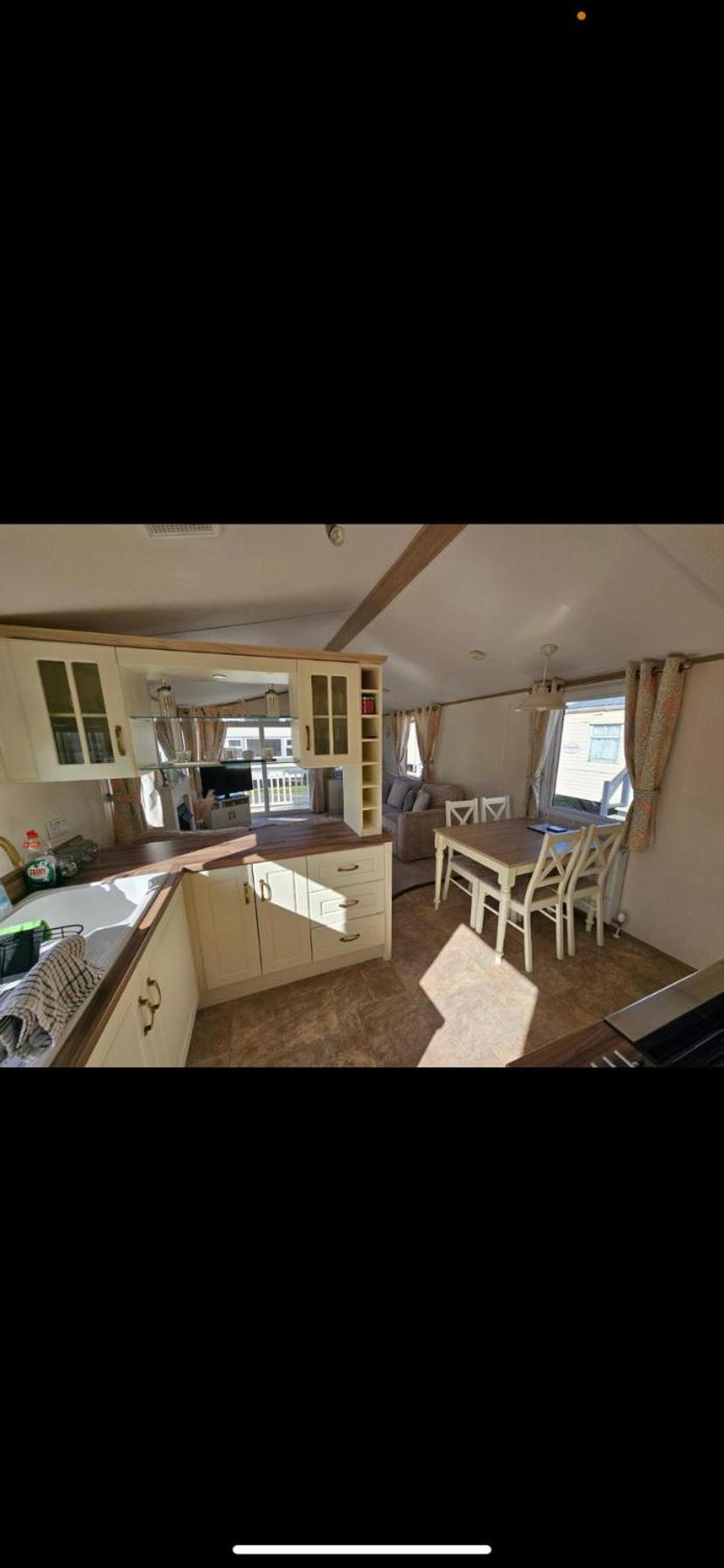 Caravan Chestnut Aparthotel Meliden Bagian luar foto