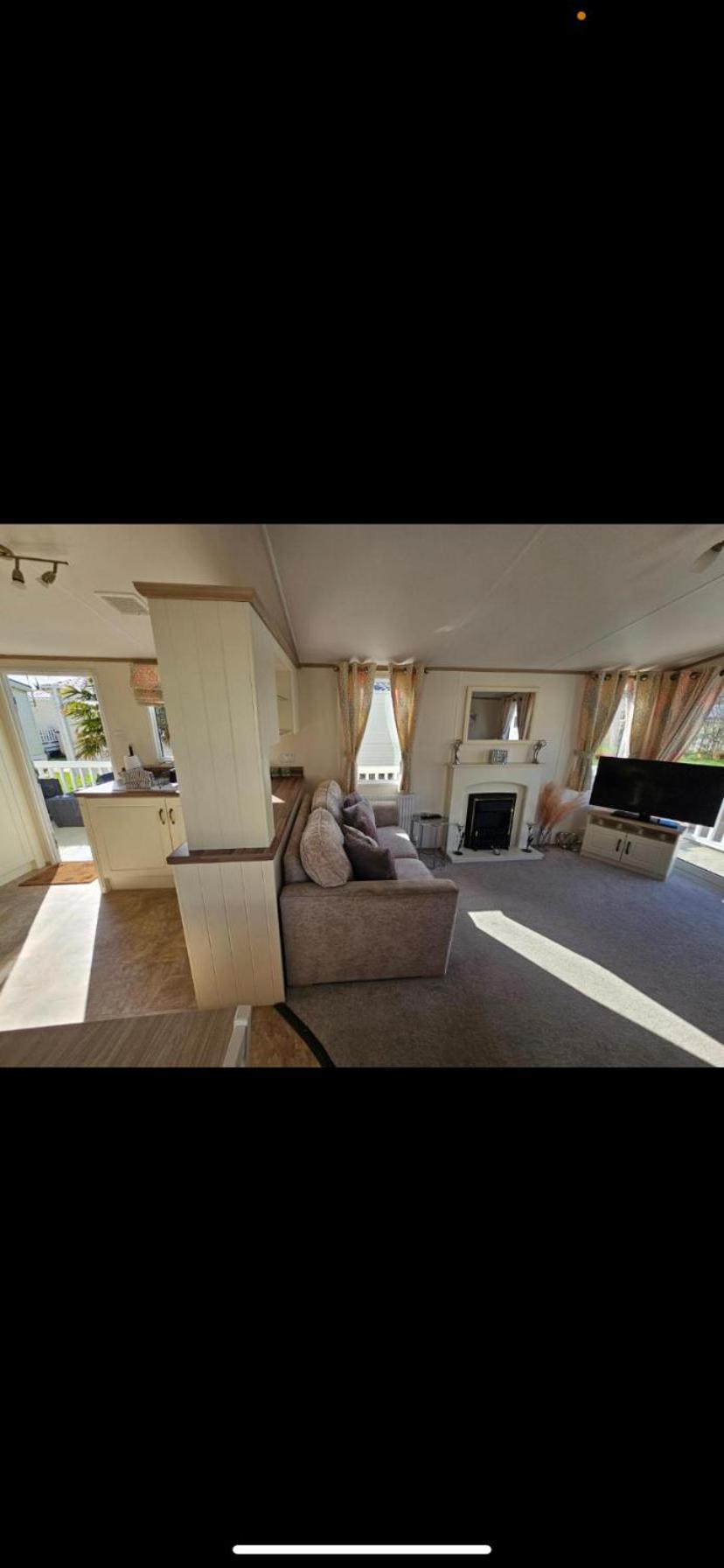 Caravan Chestnut Aparthotel Meliden Bagian luar foto